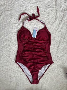 Cupshe Ruched Halter One-Piece Swimsuit